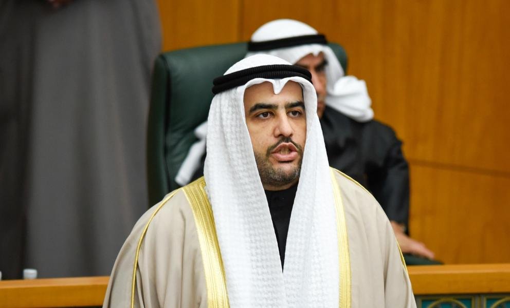 تكليف وزير المالية الكويتي بتحديد أسقف للإنفاق العام
