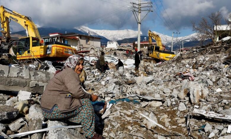 Photo of الكويت تتبرع بـ30 مليون دولار لضحايا زلزال تركيا وسوريا