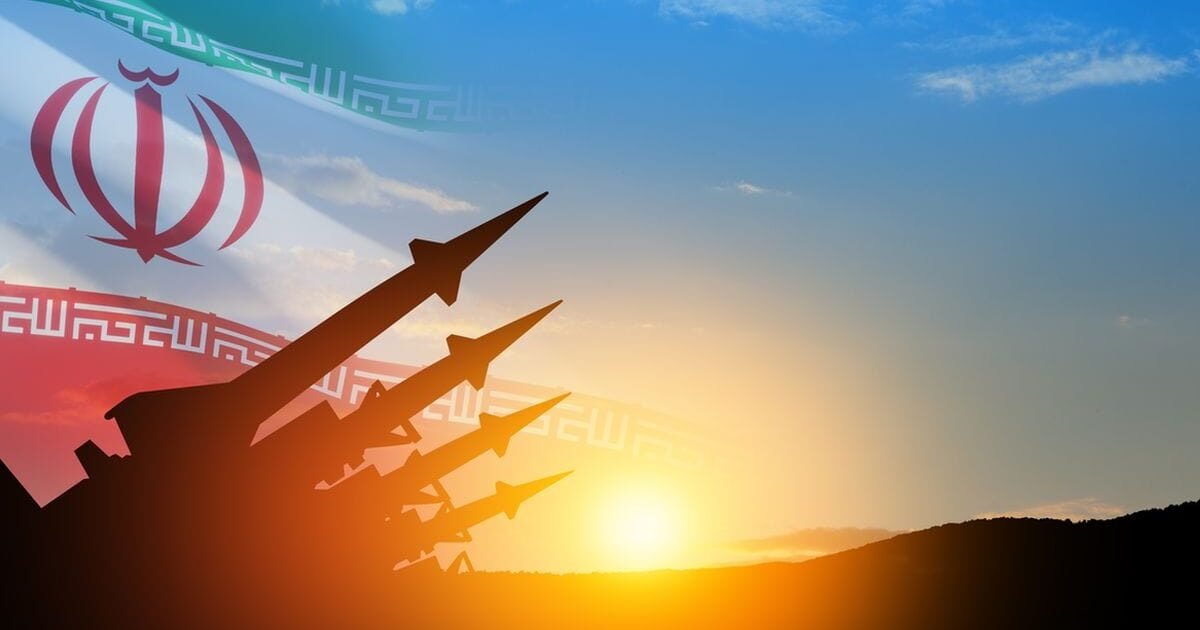 إعلان إيران عن هرمز يثير قلق الأسواق بشأن النفط وأقساط التأمين