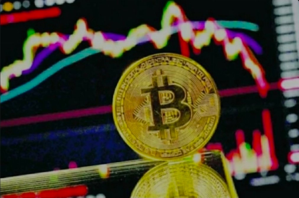 بيتكوين تقفز 9.4% في جلسة واحدة وتقترب من حاجز 80 ألف دولار